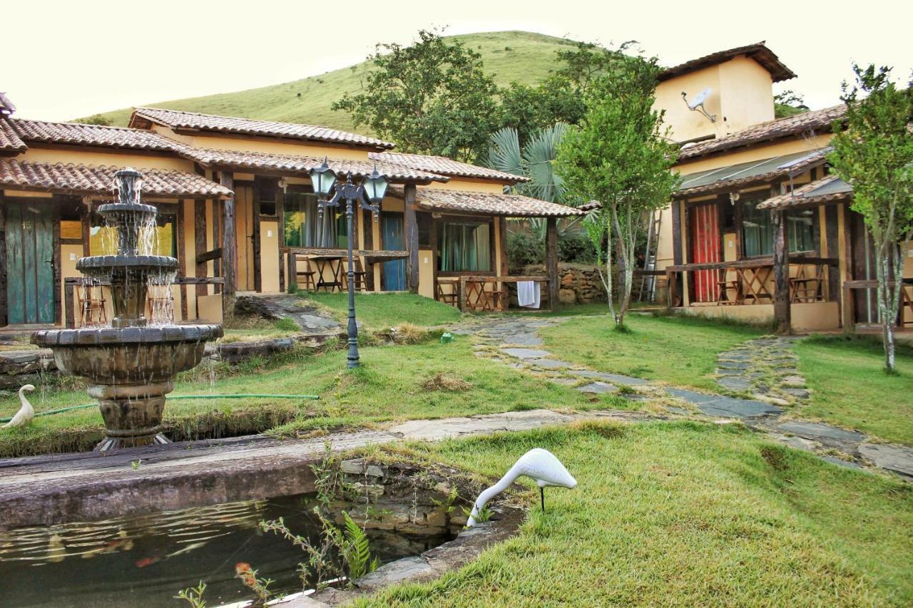 Pousada & Parada Olhos D'Agua Oliveira Fortes Exteriör bild